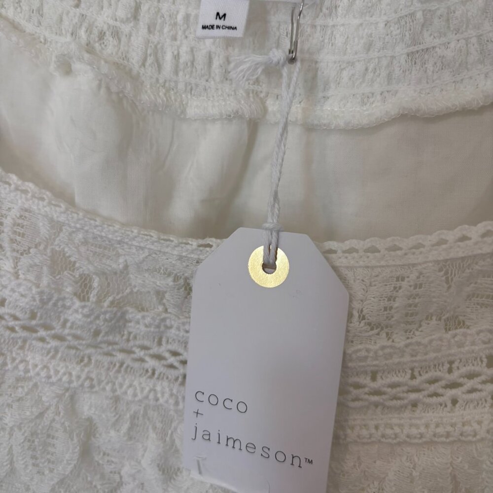 Coco + Jaimeson  junior lined blouse size Medium - White/Ivory with lace NWT - Picture 2 of 6